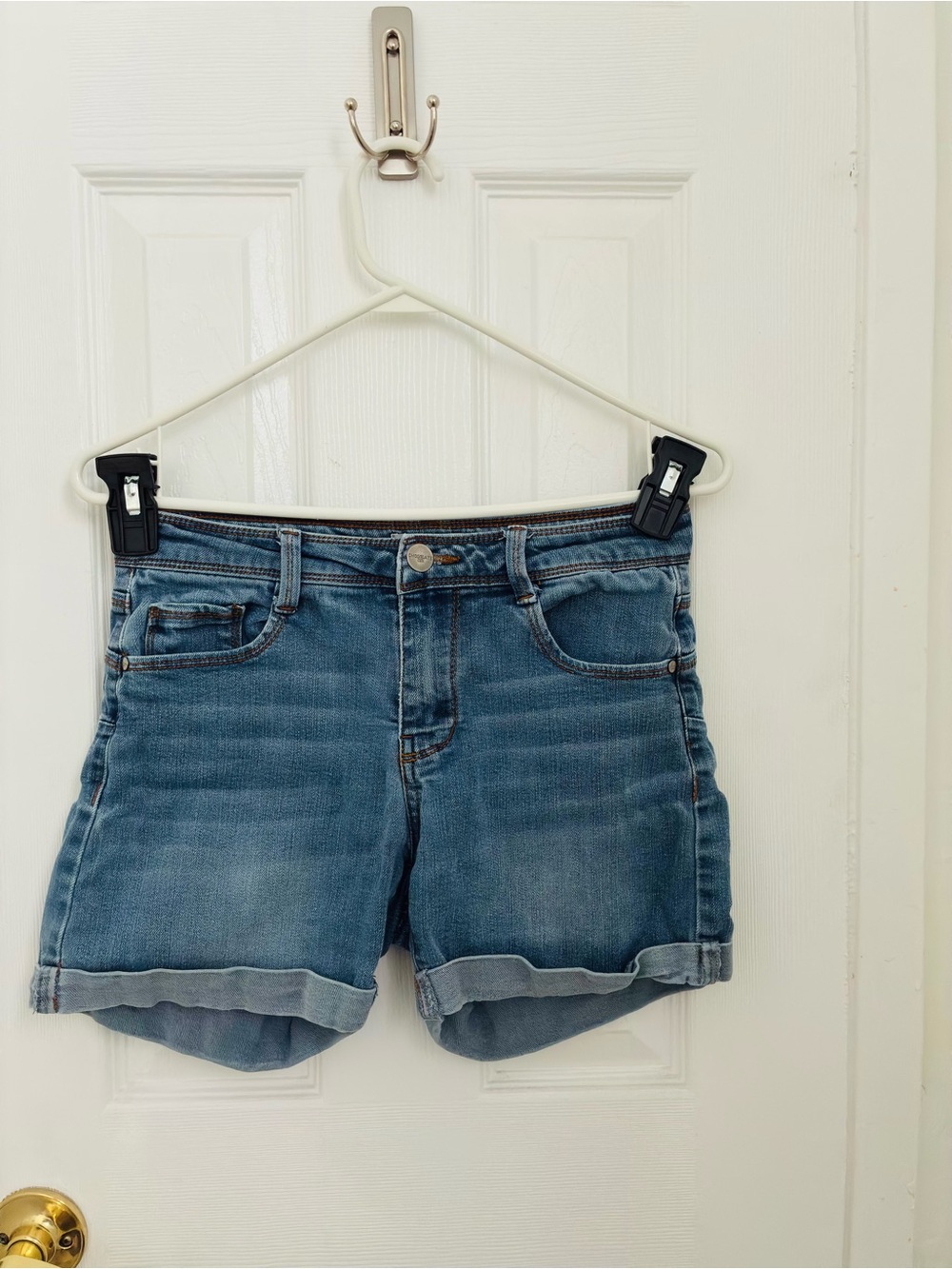 Chocolate Women's Blue Rolled-Cuff Denim Shorts
